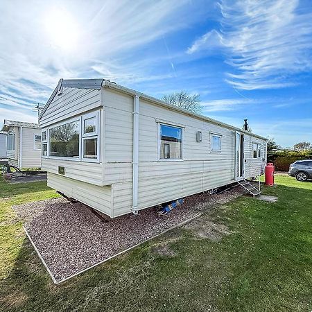 Lovely 6 Berth Caravan At Sunnydale Holiday Park Ref 35375S Louth  Dış mekan fotoğraf