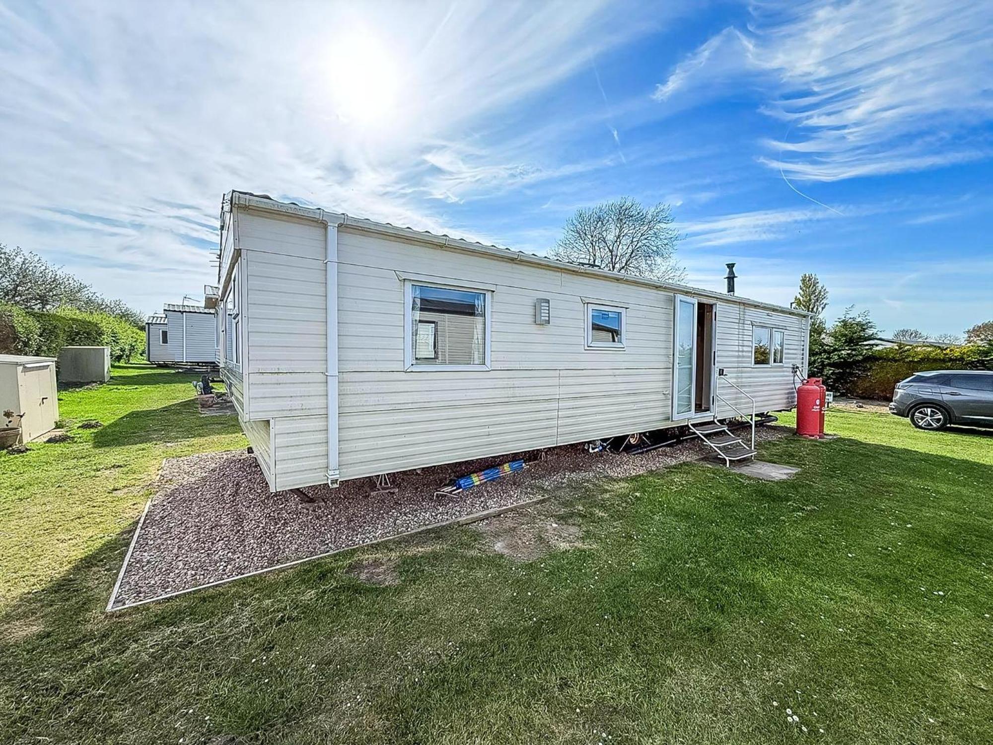 Lovely 6 Berth Caravan At Sunnydale Holiday Park Ref 35375S Louth  Dış mekan fotoğraf